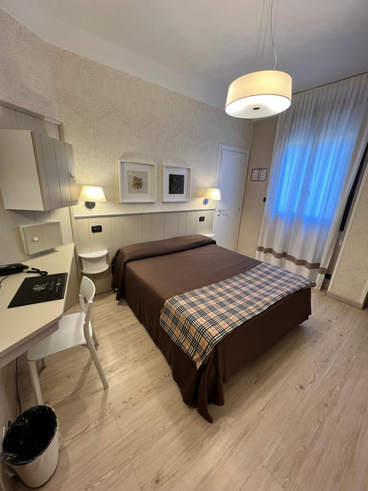 Hotel La Pace San Mauro Torinese Εξωτερικό φωτογραφία